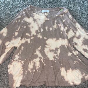 Brown and white tie dye top #tiedye MOD
